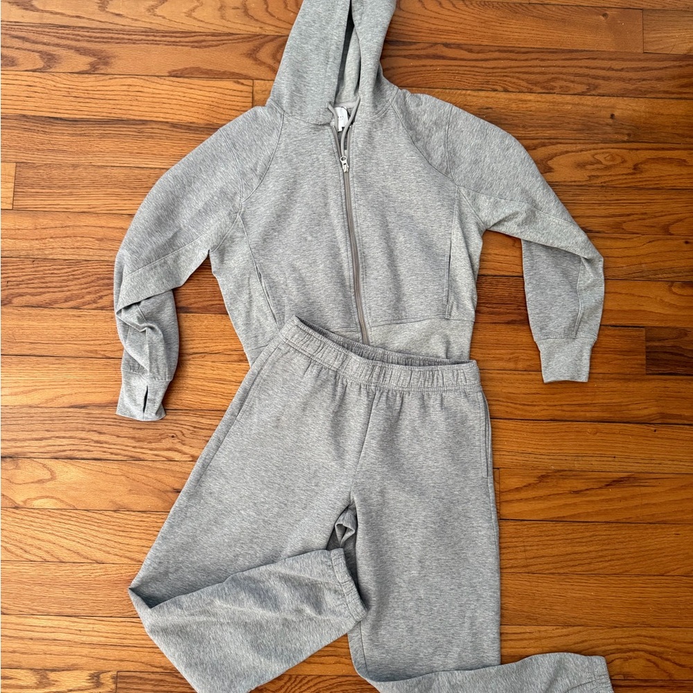 Sundays Light Gray Zip-Up Tracksuit NWT